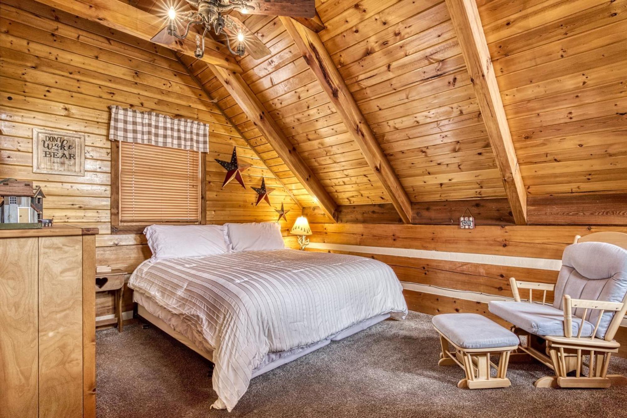 Fantastic Pet Friendly Cabin, Hot Tub, Fire Pit Sevierville Exterior foto
